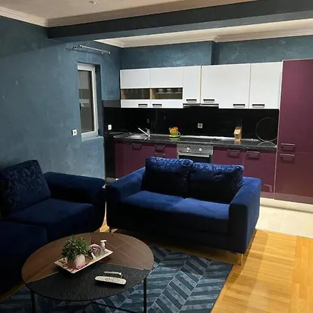 Διαμέρισμα Flat In *